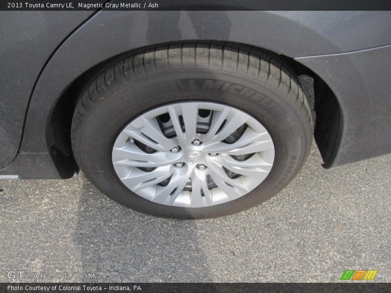 Magnetic Gray Metallic / Ash 2013 Toyota Camry LE