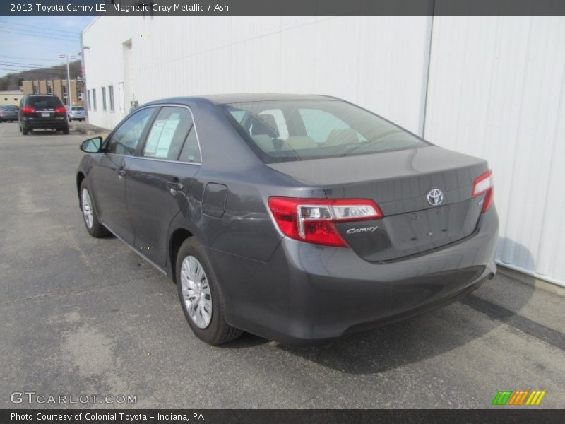 Magnetic Gray Metallic / Ash 2013 Toyota Camry LE