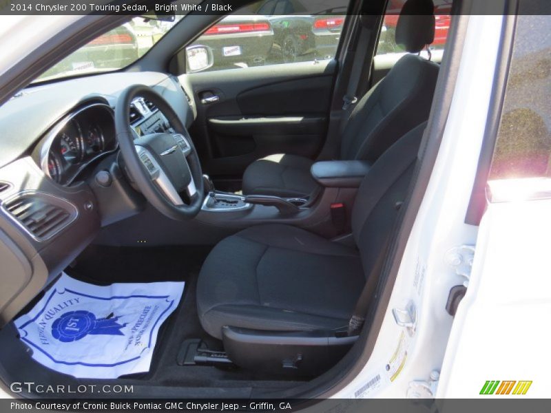 Bright White / Black 2014 Chrysler 200 Touring Sedan