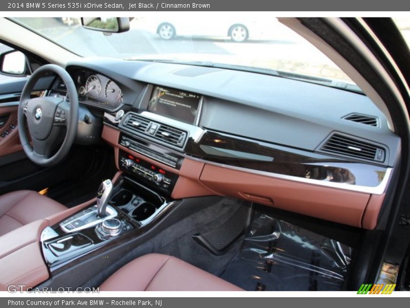 Jet Black / Cinnamon Brown 2014 BMW 5 Series 535i xDrive Sedan