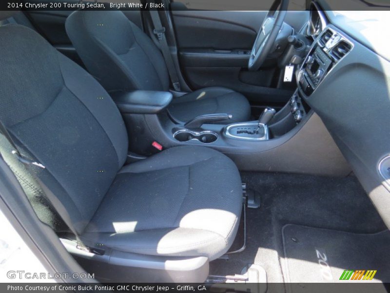 Bright White / Black 2014 Chrysler 200 Touring Sedan