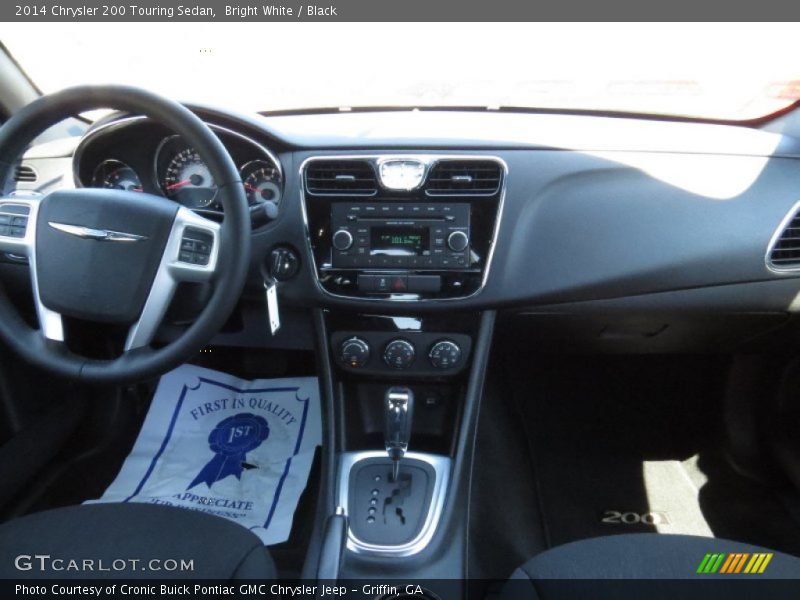 Bright White / Black 2014 Chrysler 200 Touring Sedan
