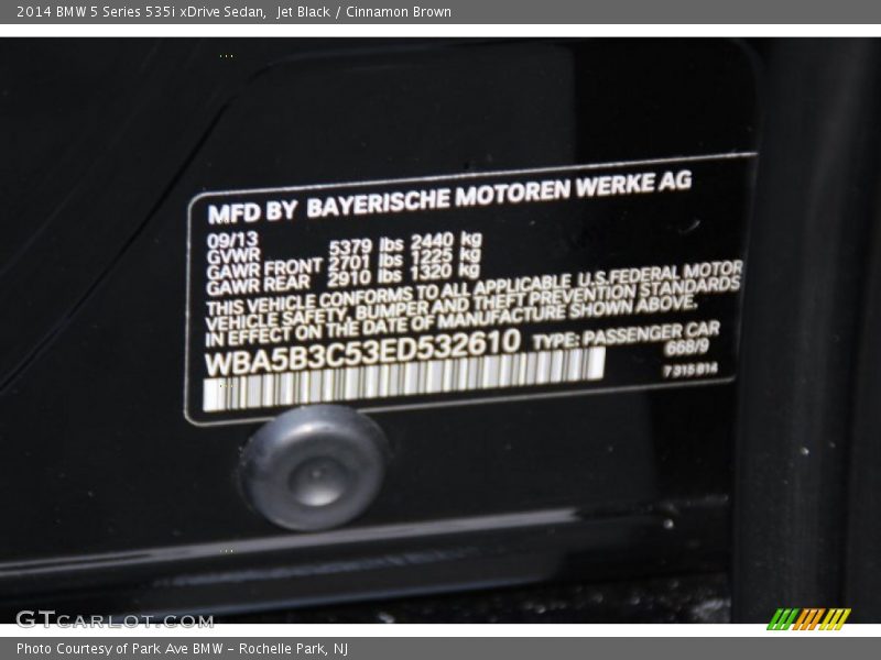 2014 5 Series 535i xDrive Sedan Jet Black Color Code 668
