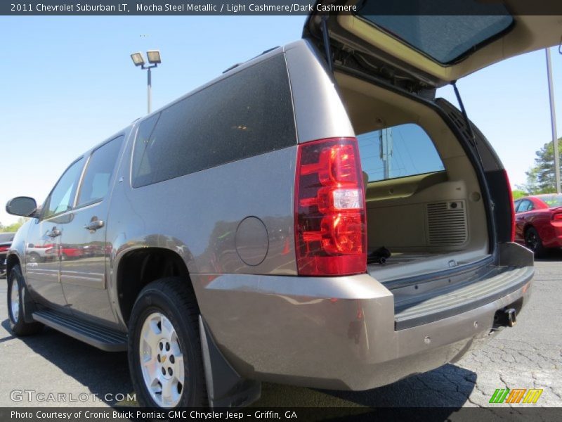 Mocha Steel Metallic / Light Cashmere/Dark Cashmere 2011 Chevrolet Suburban LT