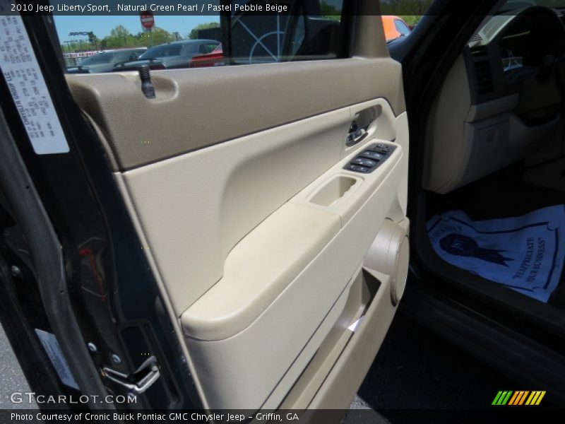 Natural Green Pearl / Pastel Pebble Beige 2010 Jeep Liberty Sport
