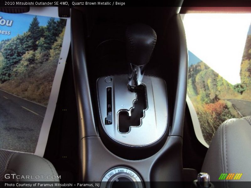 Quartz Brown Metallic / Beige 2010 Mitsubishi Outlander SE 4WD