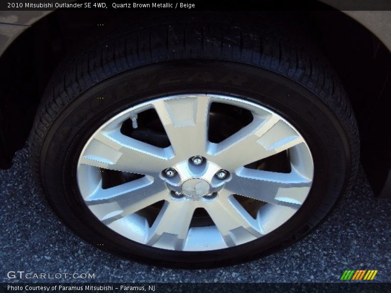 Quartz Brown Metallic / Beige 2010 Mitsubishi Outlander SE 4WD