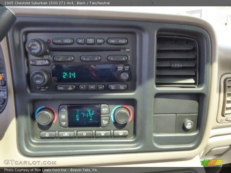 Black / Tan/Neutral 2005 Chevrolet Suburban 1500 Z71 4x4
