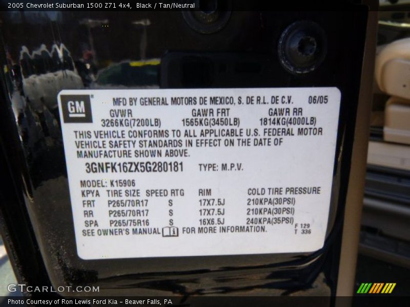 Black / Tan/Neutral 2005 Chevrolet Suburban 1500 Z71 4x4
