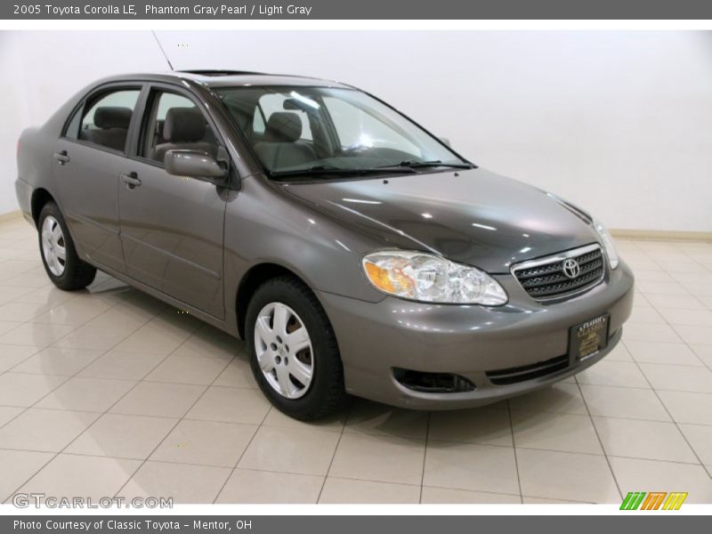 Phantom Gray Pearl / Light Gray 2005 Toyota Corolla LE