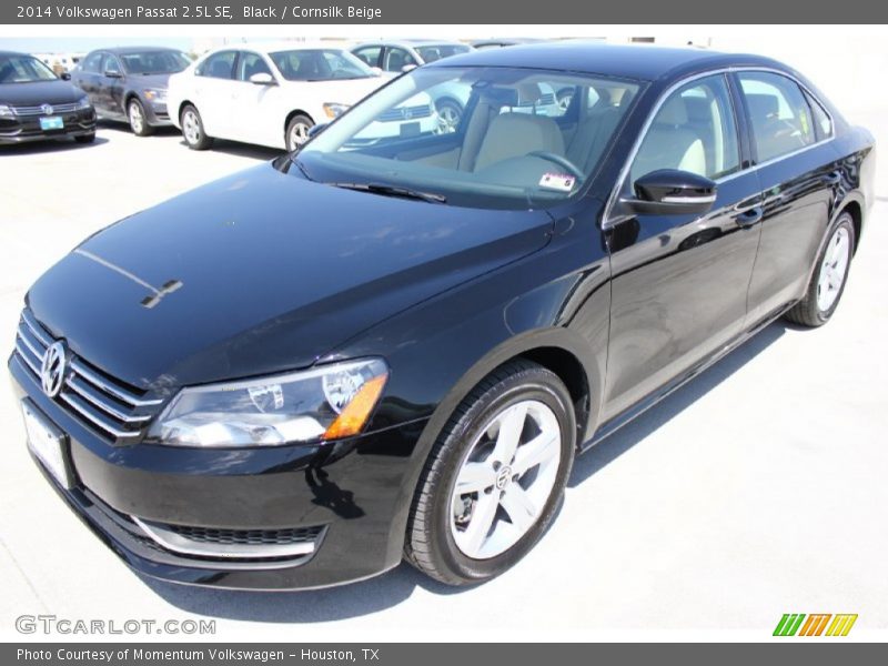 Black / Cornsilk Beige 2014 Volkswagen Passat 2.5L SE