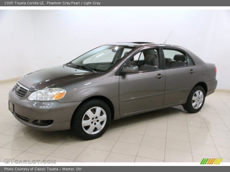 Phantom Gray Pearl / Light Gray 2005 Toyota Corolla LE