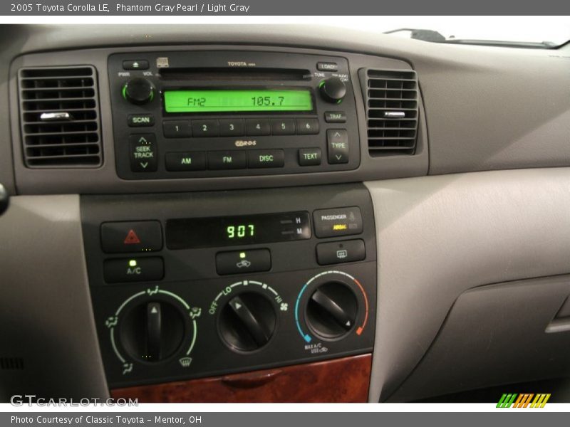 Phantom Gray Pearl / Light Gray 2005 Toyota Corolla LE