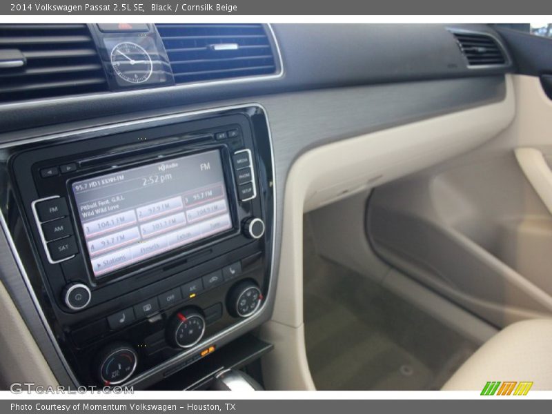 Black / Cornsilk Beige 2014 Volkswagen Passat 2.5L SE