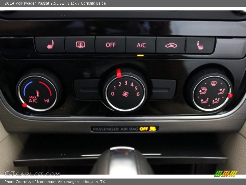 Black / Cornsilk Beige 2014 Volkswagen Passat 2.5L SE
