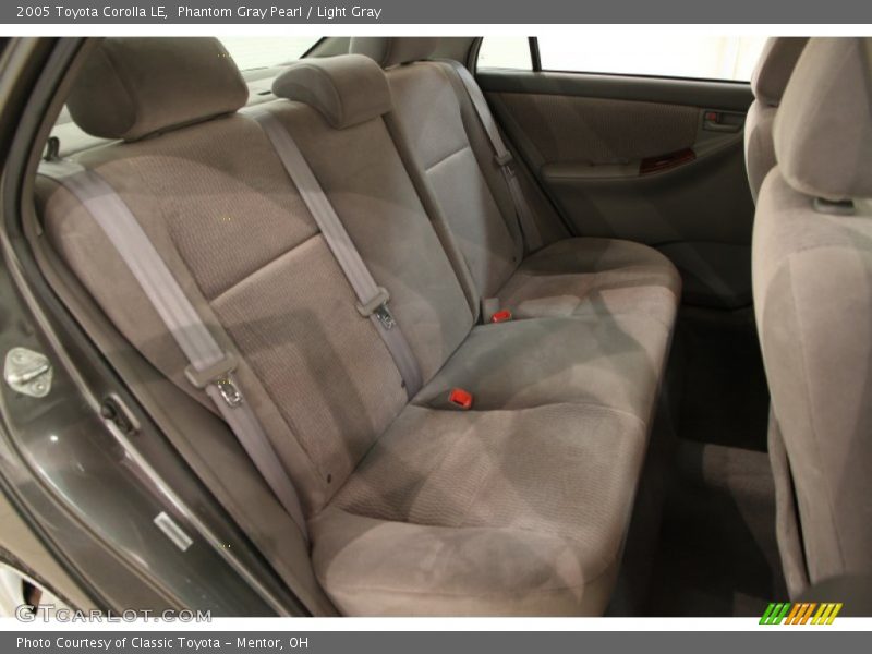 Phantom Gray Pearl / Light Gray 2005 Toyota Corolla LE