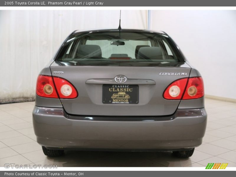 Phantom Gray Pearl / Light Gray 2005 Toyota Corolla LE