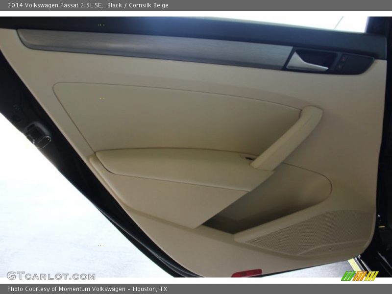 Black / Cornsilk Beige 2014 Volkswagen Passat 2.5L SE