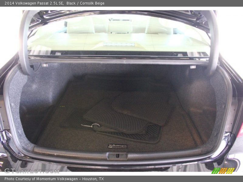 Black / Cornsilk Beige 2014 Volkswagen Passat 2.5L SE