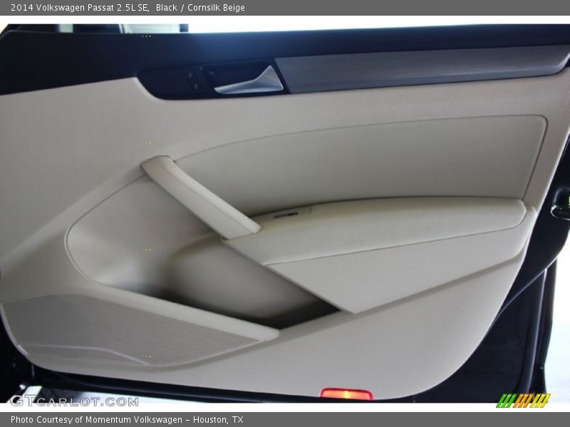 Black / Cornsilk Beige 2014 Volkswagen Passat 2.5L SE