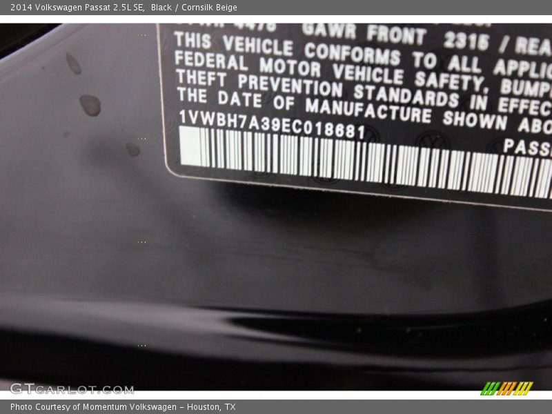 Black / Cornsilk Beige 2014 Volkswagen Passat 2.5L SE