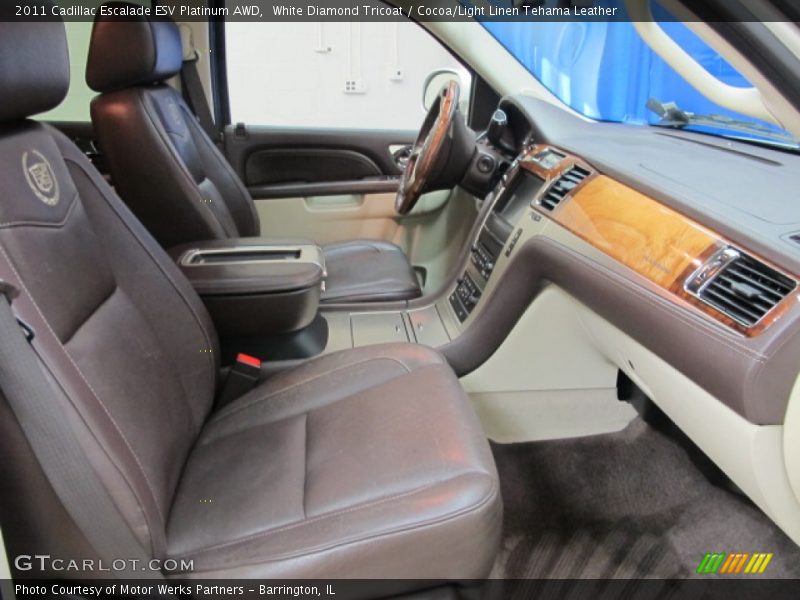 White Diamond Tricoat / Cocoa/Light Linen Tehama Leather 2011 Cadillac Escalade ESV Platinum AWD