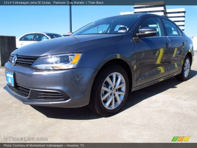 Platinum Gray Metallic / Titan Black 2014 Volkswagen Jetta SE Sedan
