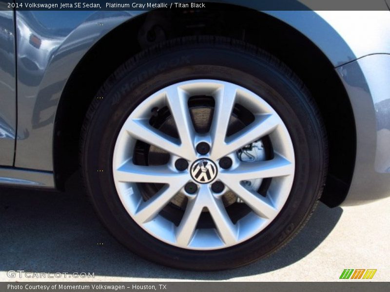 Platinum Gray Metallic / Titan Black 2014 Volkswagen Jetta SE Sedan