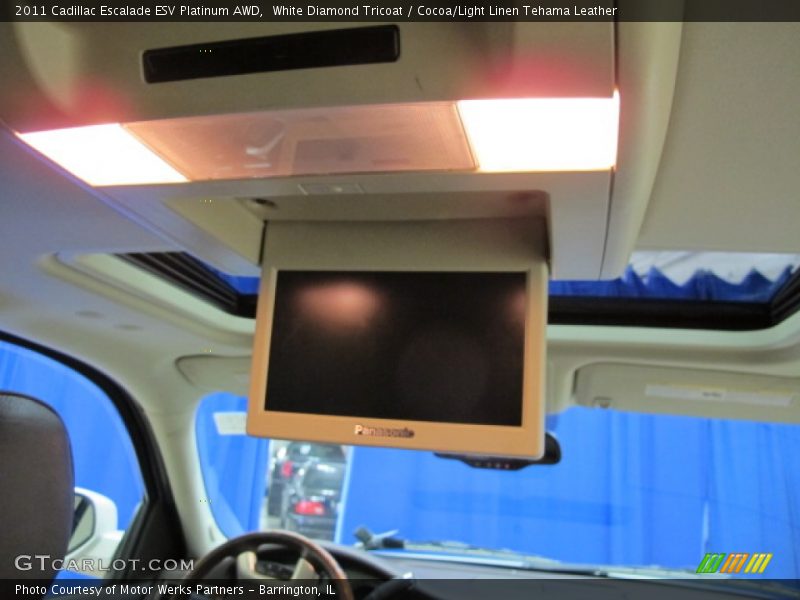 White Diamond Tricoat / Cocoa/Light Linen Tehama Leather 2011 Cadillac Escalade ESV Platinum AWD