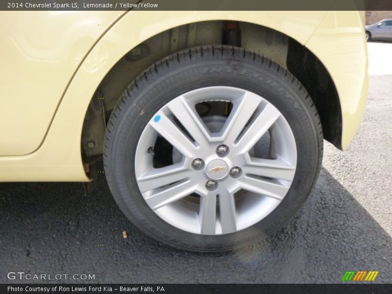 Lemonade / Yellow/Yellow 2014 Chevrolet Spark LS