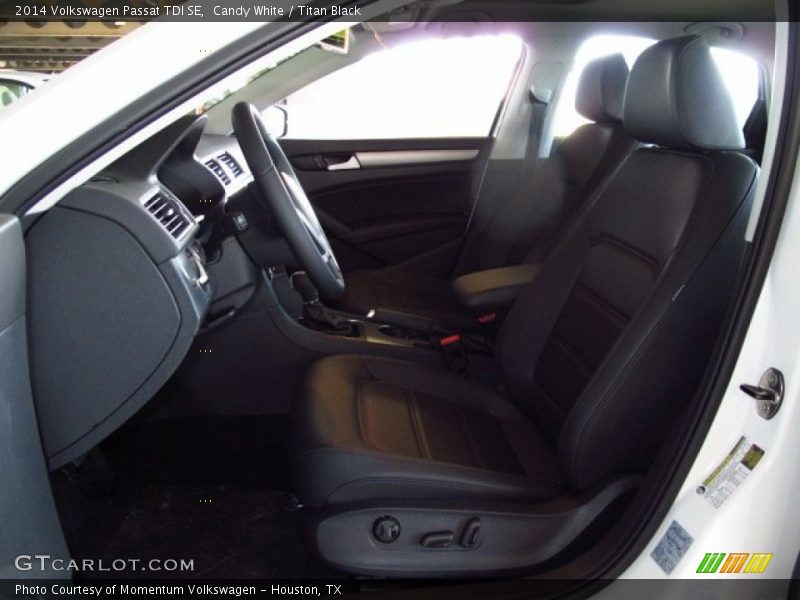Candy White / Titan Black 2014 Volkswagen Passat TDI SE