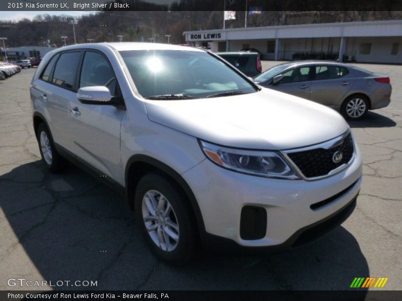 Bright Silver / Black 2015 Kia Sorento LX