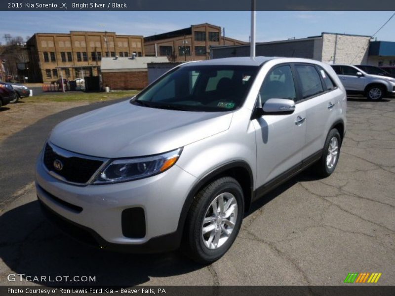 Bright Silver / Black 2015 Kia Sorento LX