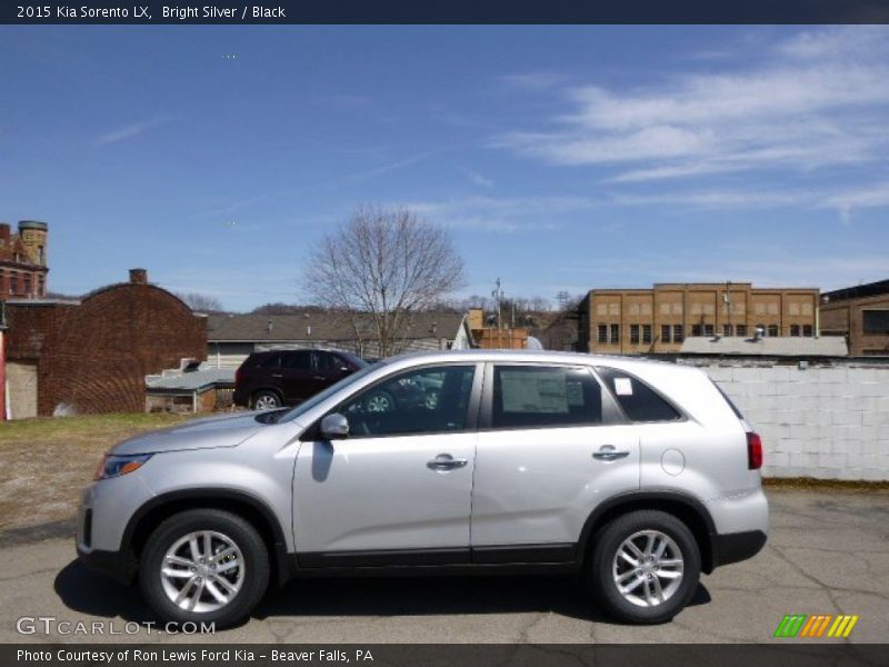 Bright Silver / Black 2015 Kia Sorento LX
