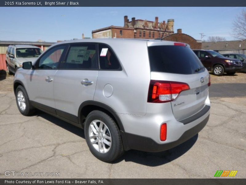 Bright Silver / Black 2015 Kia Sorento LX