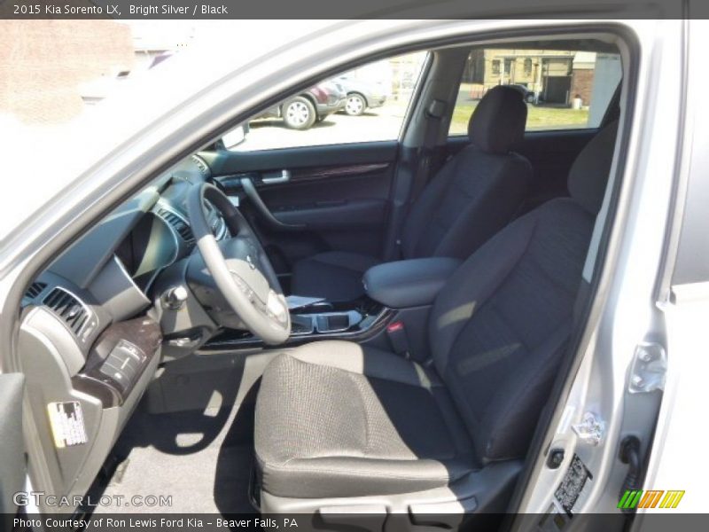 Bright Silver / Black 2015 Kia Sorento LX