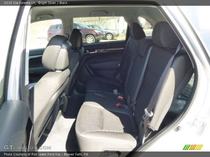 Bright Silver / Black 2015 Kia Sorento LX