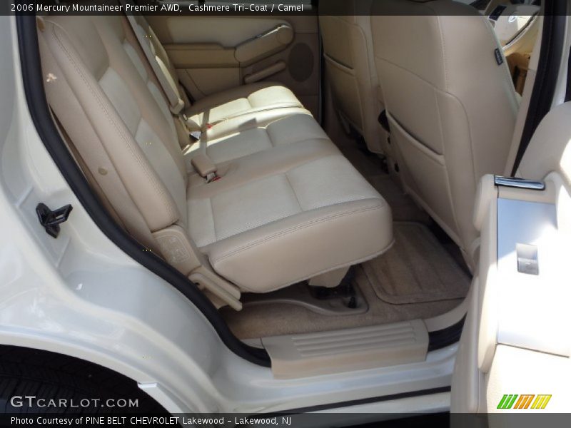 Cashmere Tri-Coat / Camel 2006 Mercury Mountaineer Premier AWD