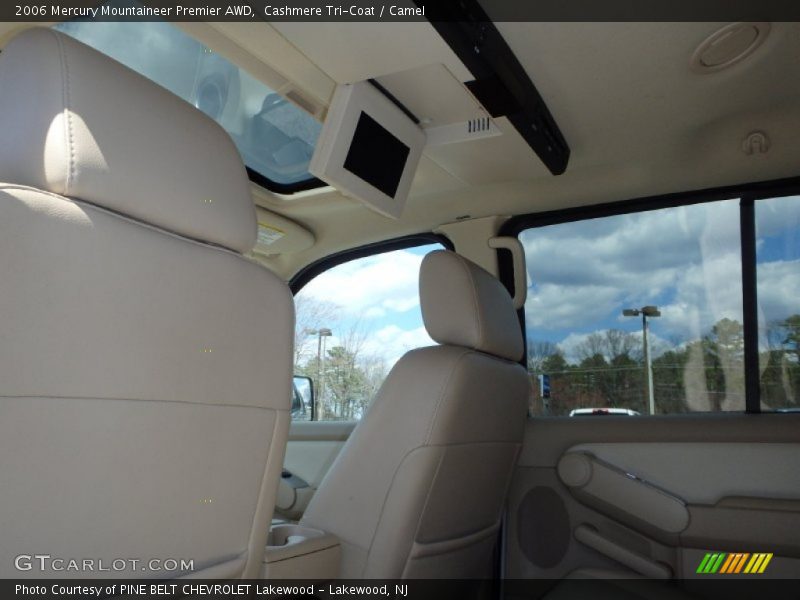 Cashmere Tri-Coat / Camel 2006 Mercury Mountaineer Premier AWD