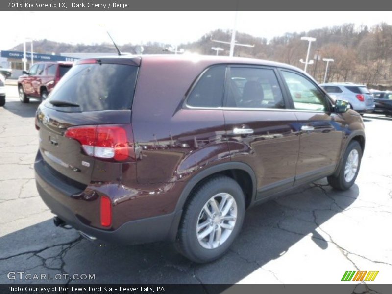 Dark Cherry / Beige 2015 Kia Sorento LX