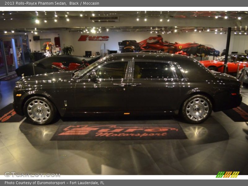 Black / Moccasin 2013 Rolls-Royce Phantom Sedan