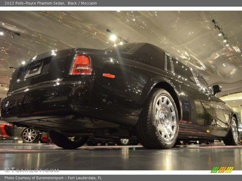 Black / Moccasin 2013 Rolls-Royce Phantom Sedan