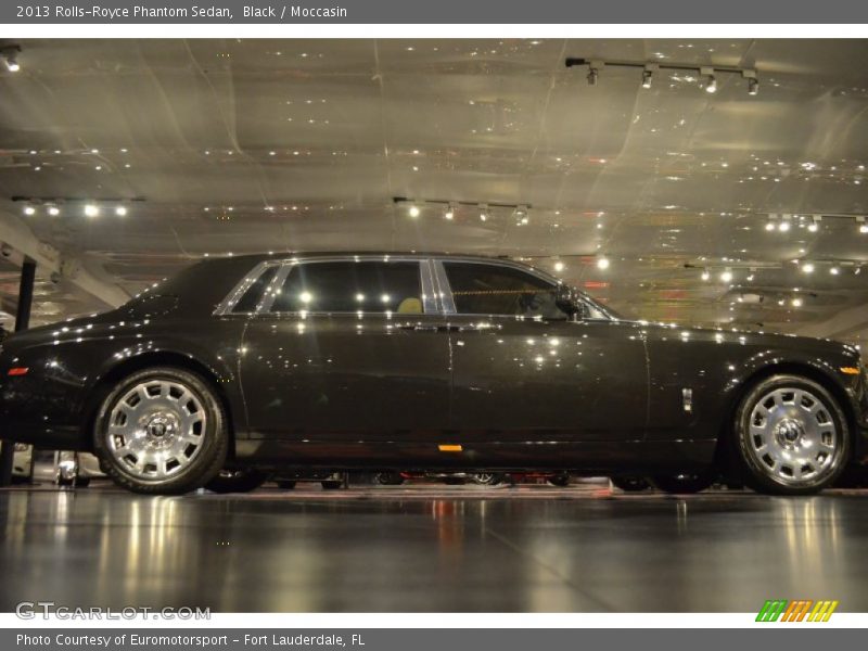 Black / Moccasin 2013 Rolls-Royce Phantom Sedan