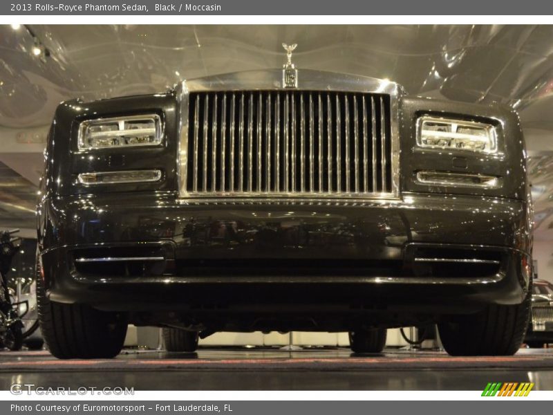 Black / Moccasin 2013 Rolls-Royce Phantom Sedan