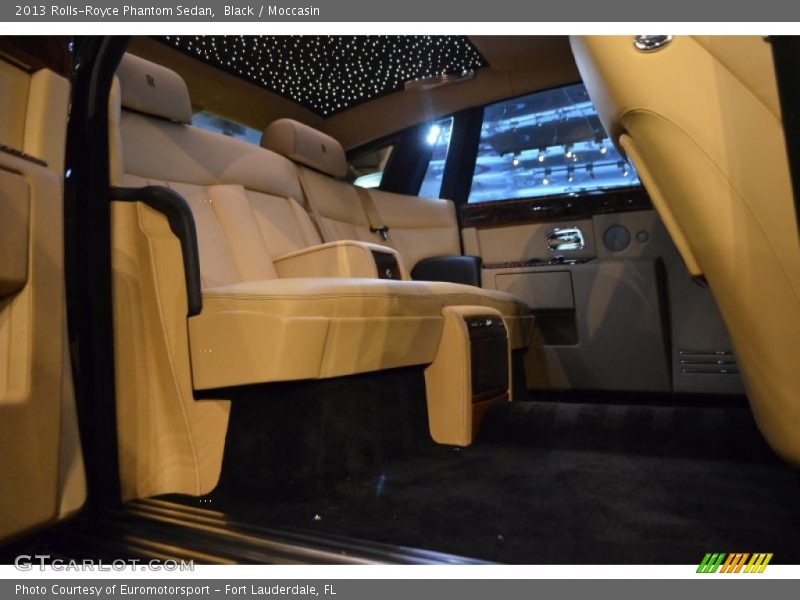 Black / Moccasin 2013 Rolls-Royce Phantom Sedan