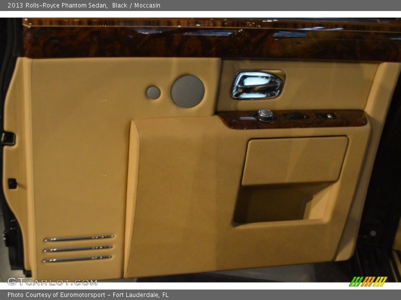 Black / Moccasin 2013 Rolls-Royce Phantom Sedan