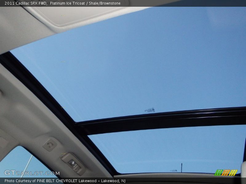 Platinum Ice Tricoat / Shale/Brownstone 2011 Cadillac SRX FWD