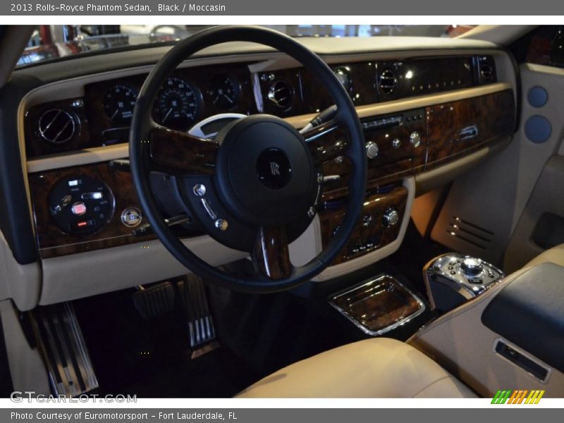 Black / Moccasin 2013 Rolls-Royce Phantom Sedan