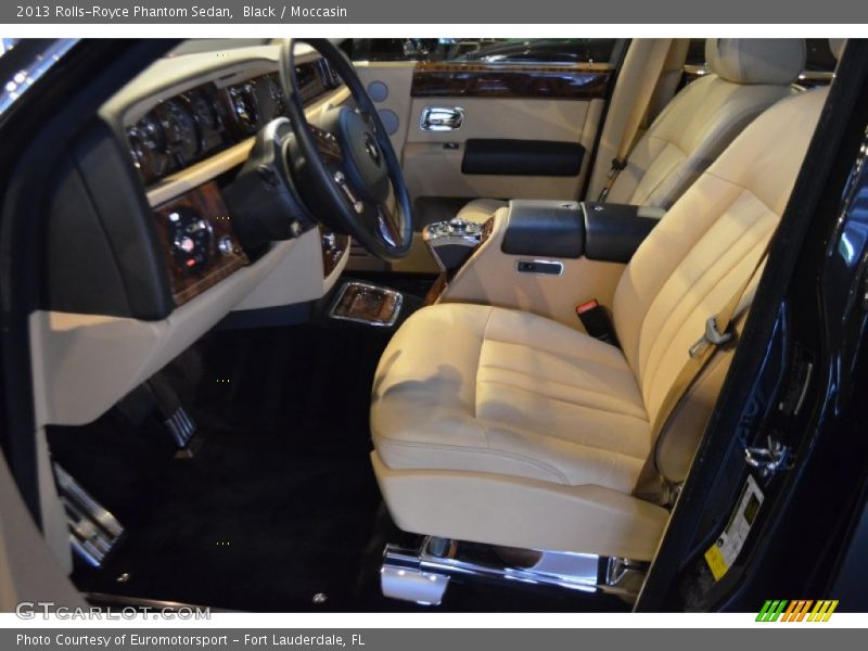 Black / Moccasin 2013 Rolls-Royce Phantom Sedan