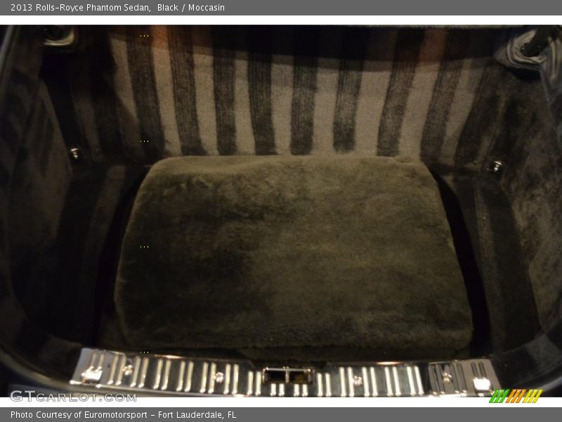 Black / Moccasin 2013 Rolls-Royce Phantom Sedan